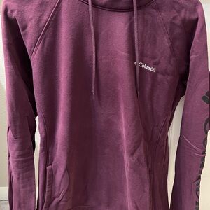 Columbia Women's Plum purple Hoodie